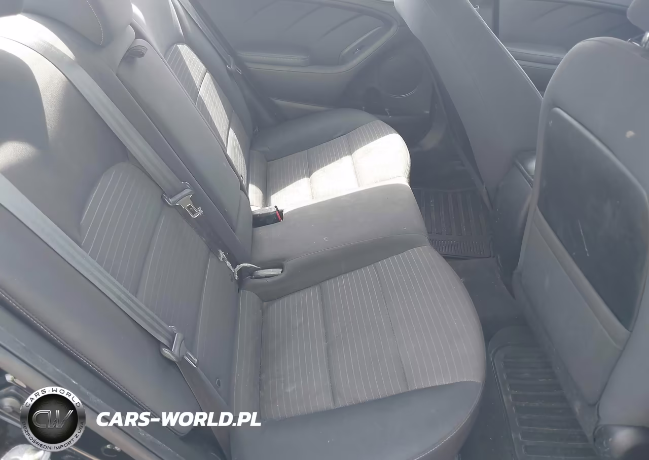 2018 Kia Forte Lx VIN:3KPFL4A74JE168995 - 8