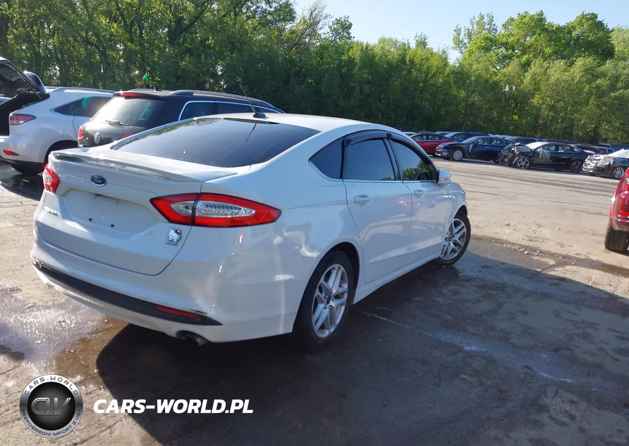 2015 Ford Fusion Se VIN:3FA6P0H77FR191910 - 4