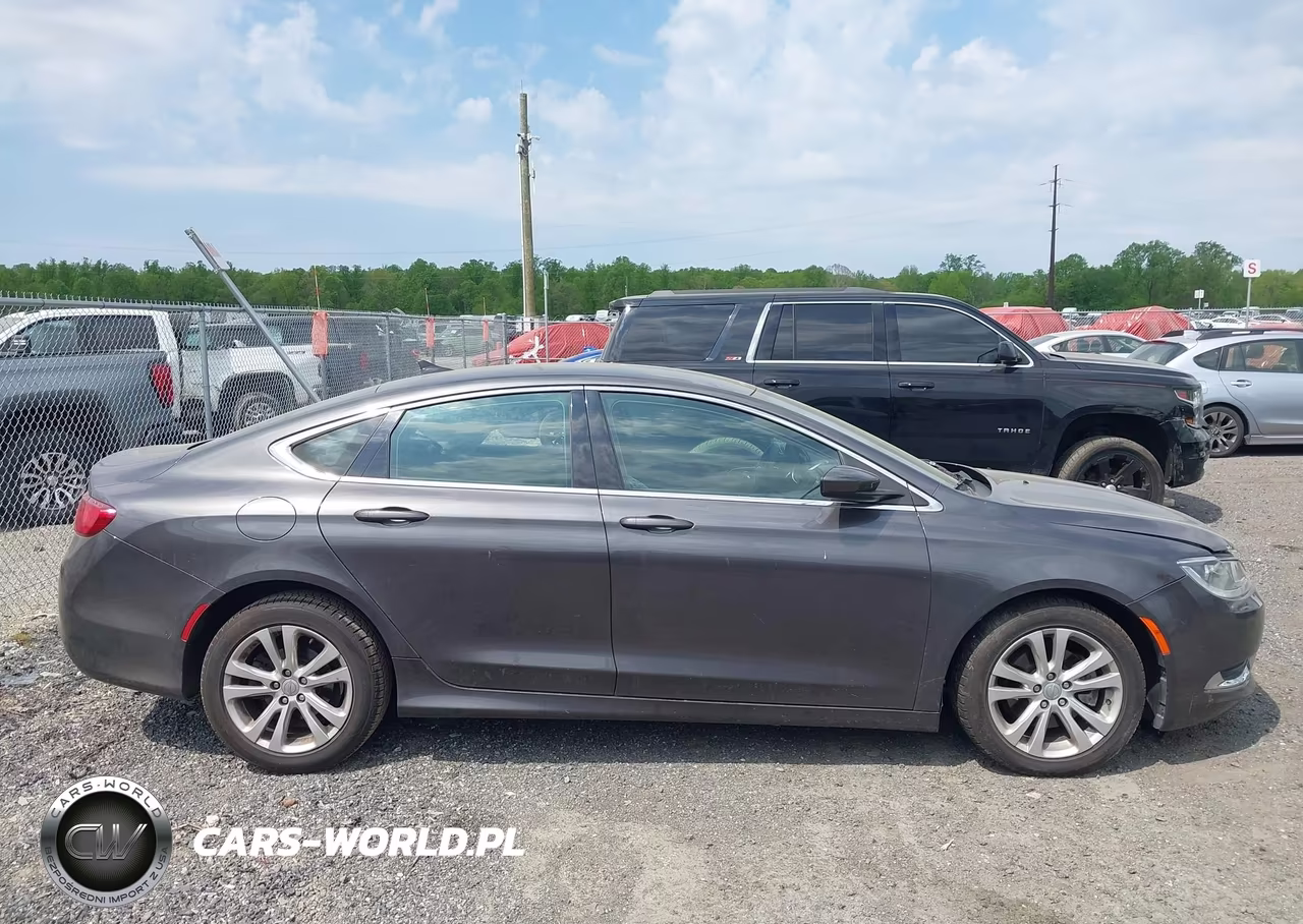 2015 Chrysler 200 Limited VIN:1C3CCCABXFN503010 - 13