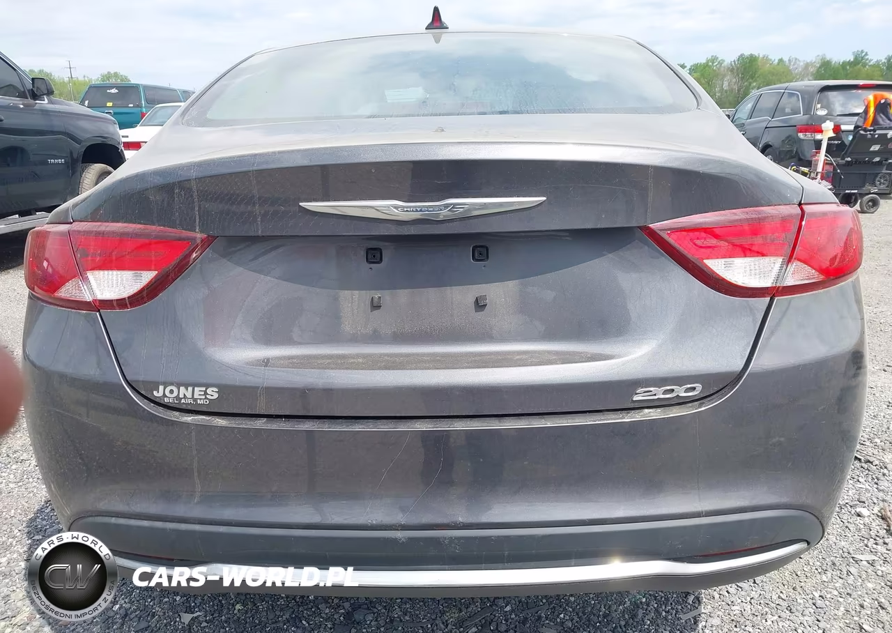 2015 Chrysler 200 Limited VIN:1C3CCCABXFN503010 - 16