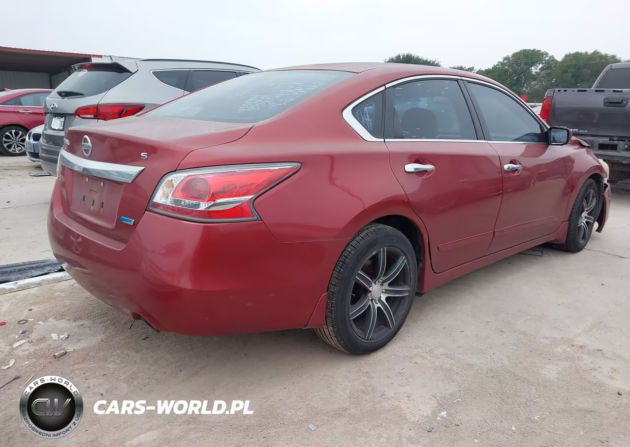 2014 Nissan Altima 2.5 S VIN:1N4AL3AP6EN214578 - 4