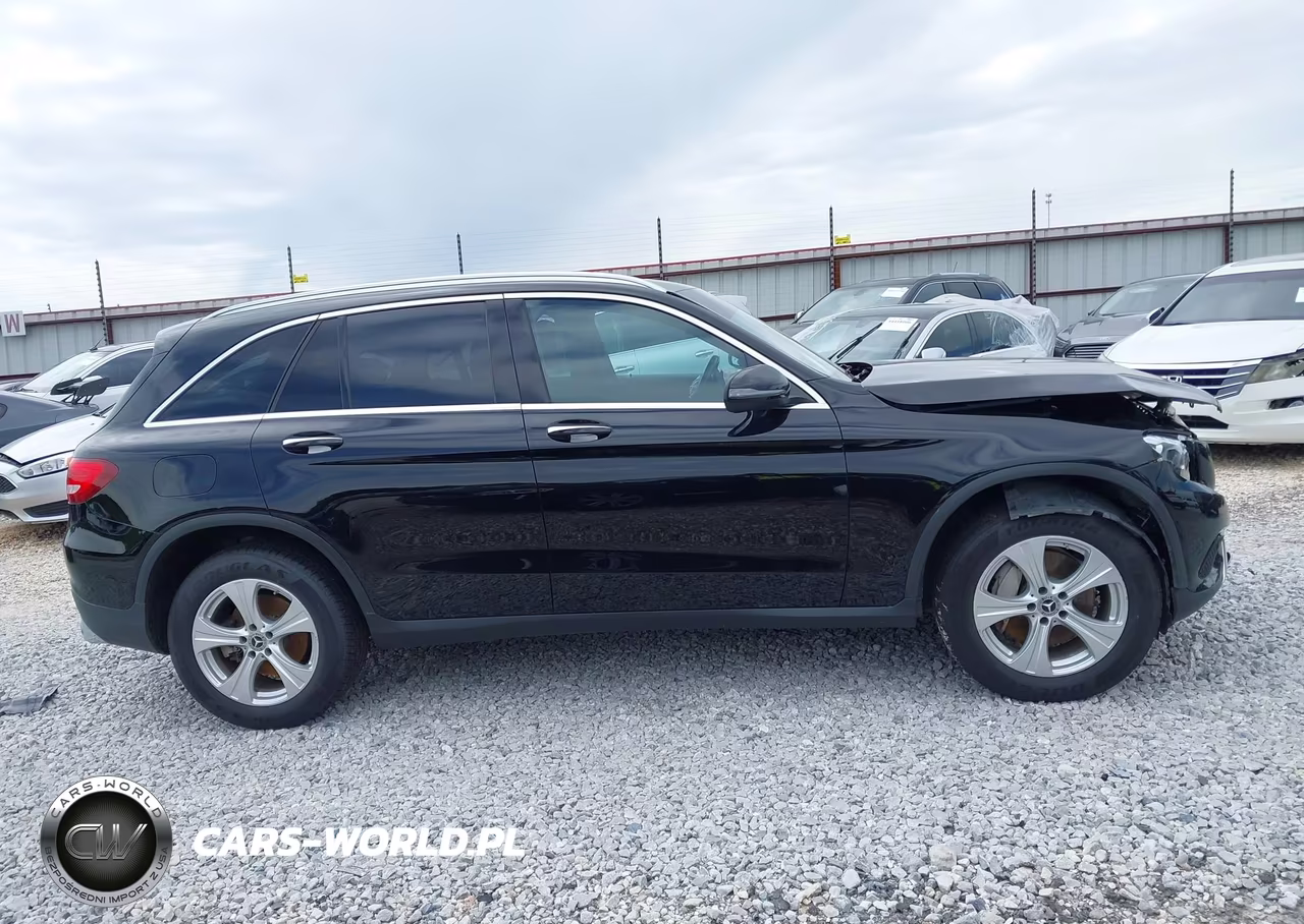 2017 Mercedes-Benz Glc 300 4Matic VIN:WDC0G4KB2HF232829 - 13
