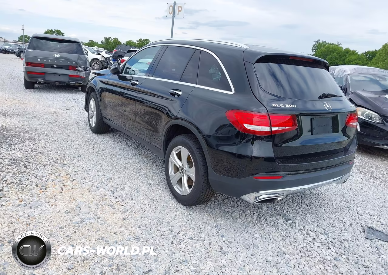 2017 Mercedes-Benz Glc 300 4Matic VIN:WDC0G4KB2HF232829 - 3