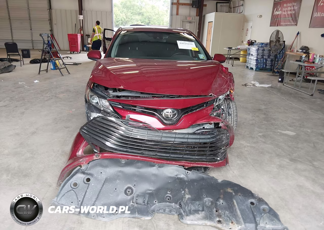 2019 Toyota Camry Le VIN:4T1B11HK3KU733331 - 12