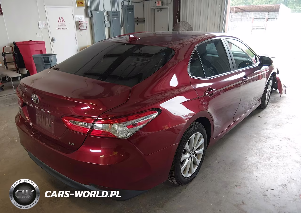 2019 Toyota Camry Le VIN:4T1B11HK3KU733331 - 4