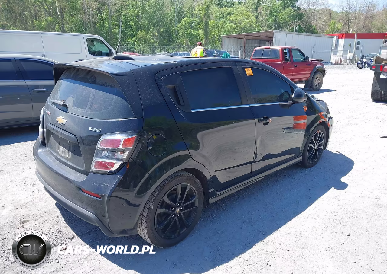 2017 Chevrolet Sonic Premier Auto VIN:1G1JF6SB9H4148293 - 4