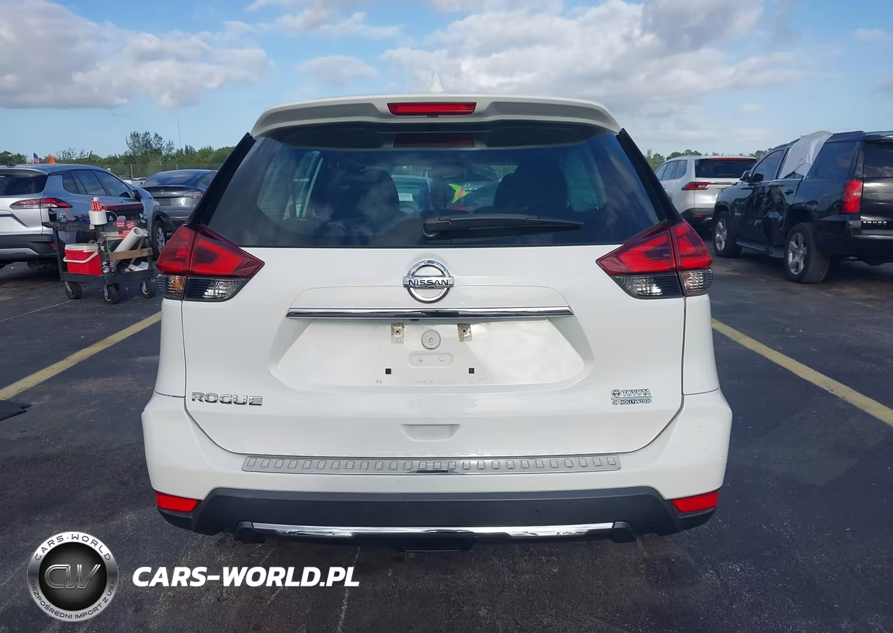2018 Nissan Rogue S VIN:5N1AT2MT9JC830452 - 16