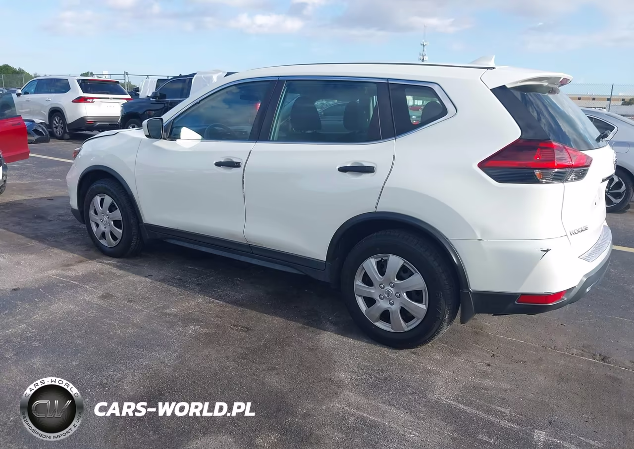 2018 Nissan Rogue S VIN:5N1AT2MT9JC830452 - 3