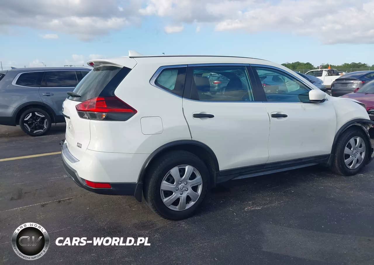 2018 Nissan Rogue S VIN:5N1AT2MT9JC830452 - 4