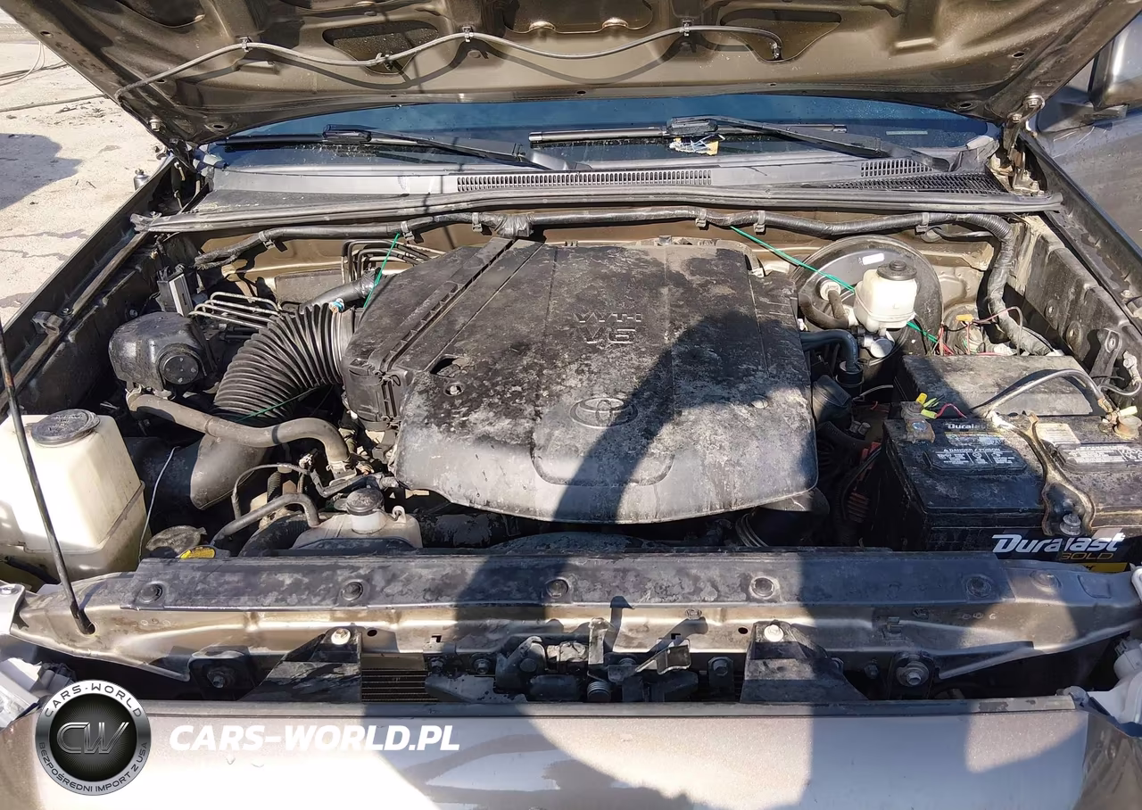 2015 Toyota Tacoma Base V6 VIN:3TMLU4EN0FM173956 - 10
