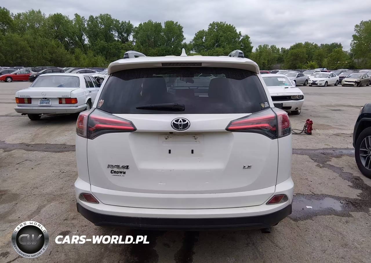 2018 Toyota Rav4 Le VIN:JTMZFREV1JJ212027 - 16