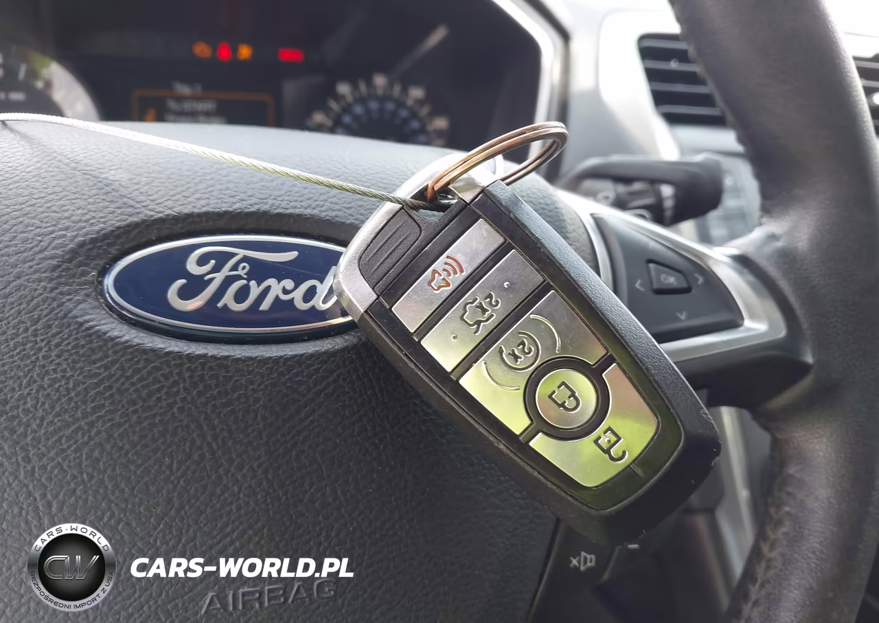 2018 Ford Fusion Se VIN:3FA6P0HDXJR201487 - 11