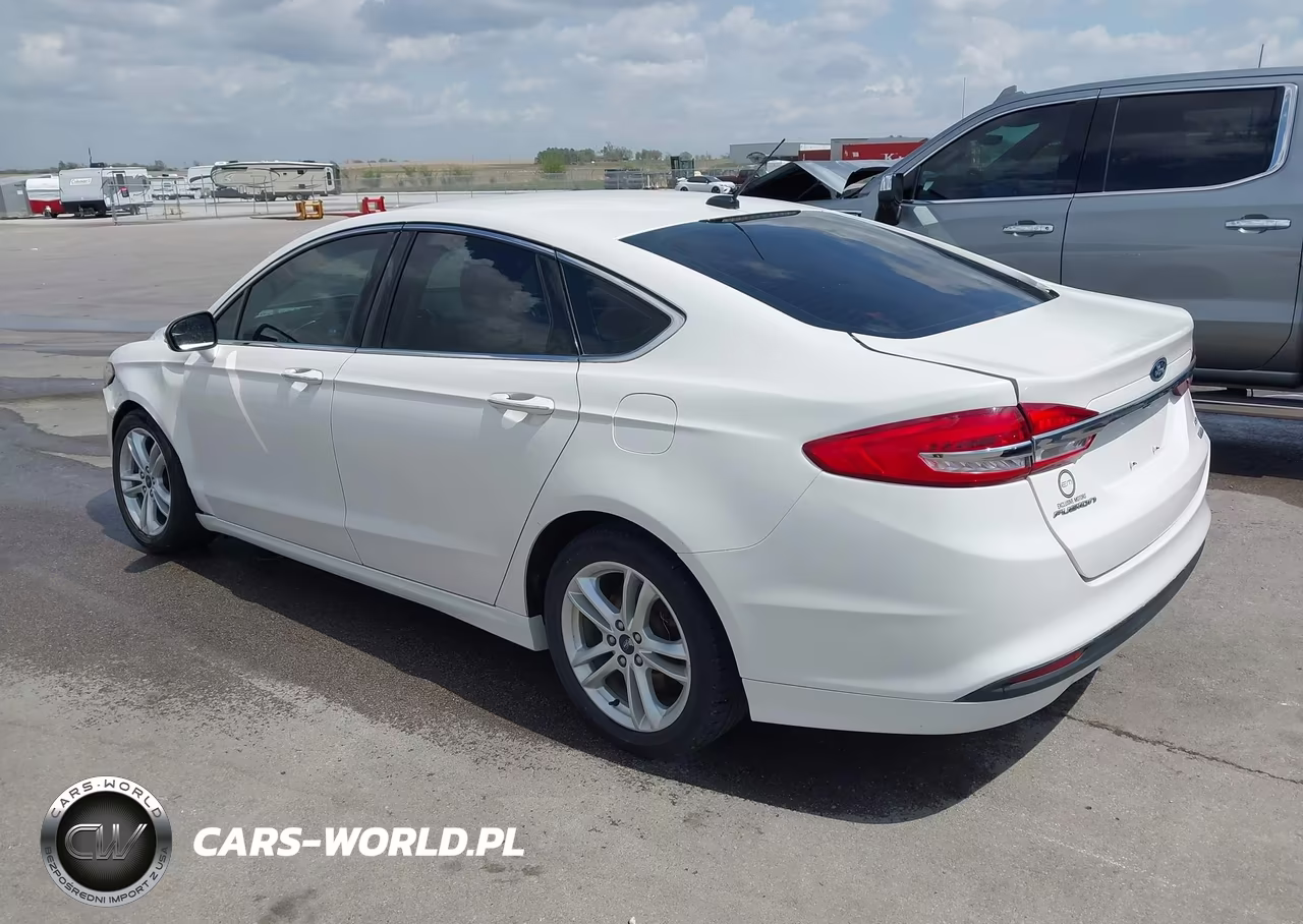2018 Ford Fusion Se VIN:3FA6P0HDXJR201487 - 3