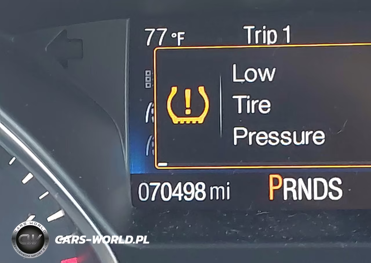 2018 Ford Escape S VIN:1FMCU0F72JUB79430 - 15