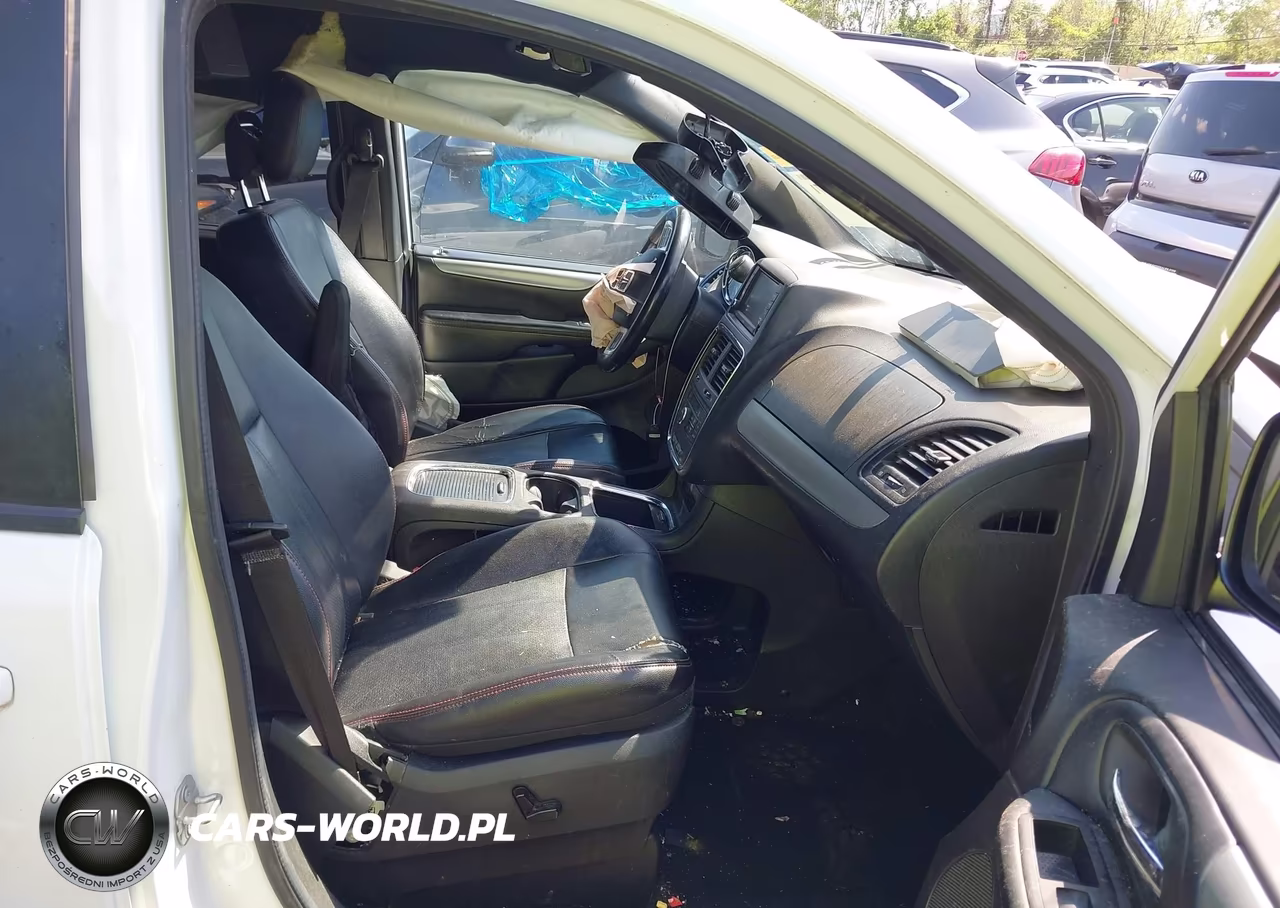 2019 Dodge Grand Caravan Gt VIN:2C4RDGEG2KR670233 - 5