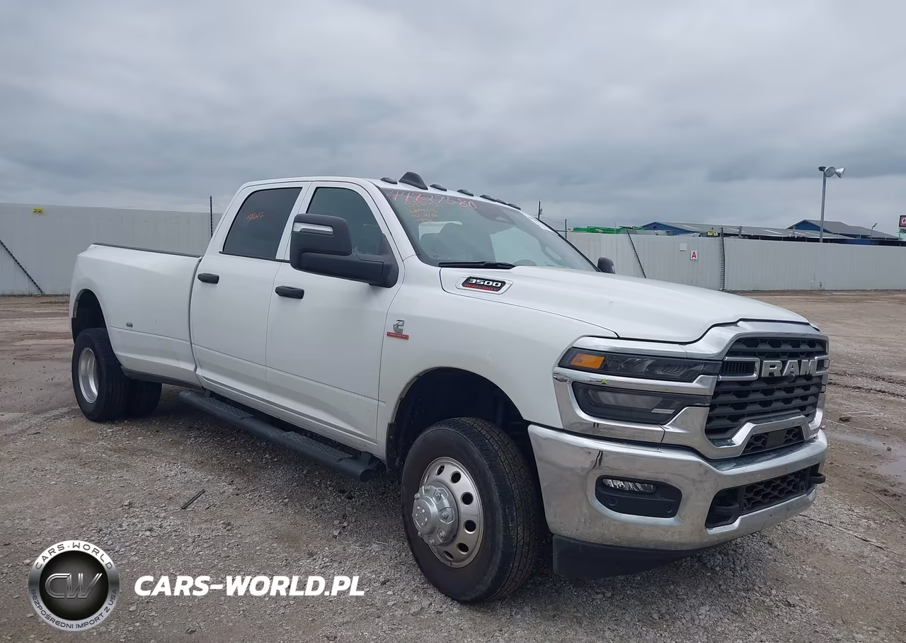 2025 Ram 3500 Tradesman 4X4 8' Box VIN:3C63RRGL2SG520259 - 1