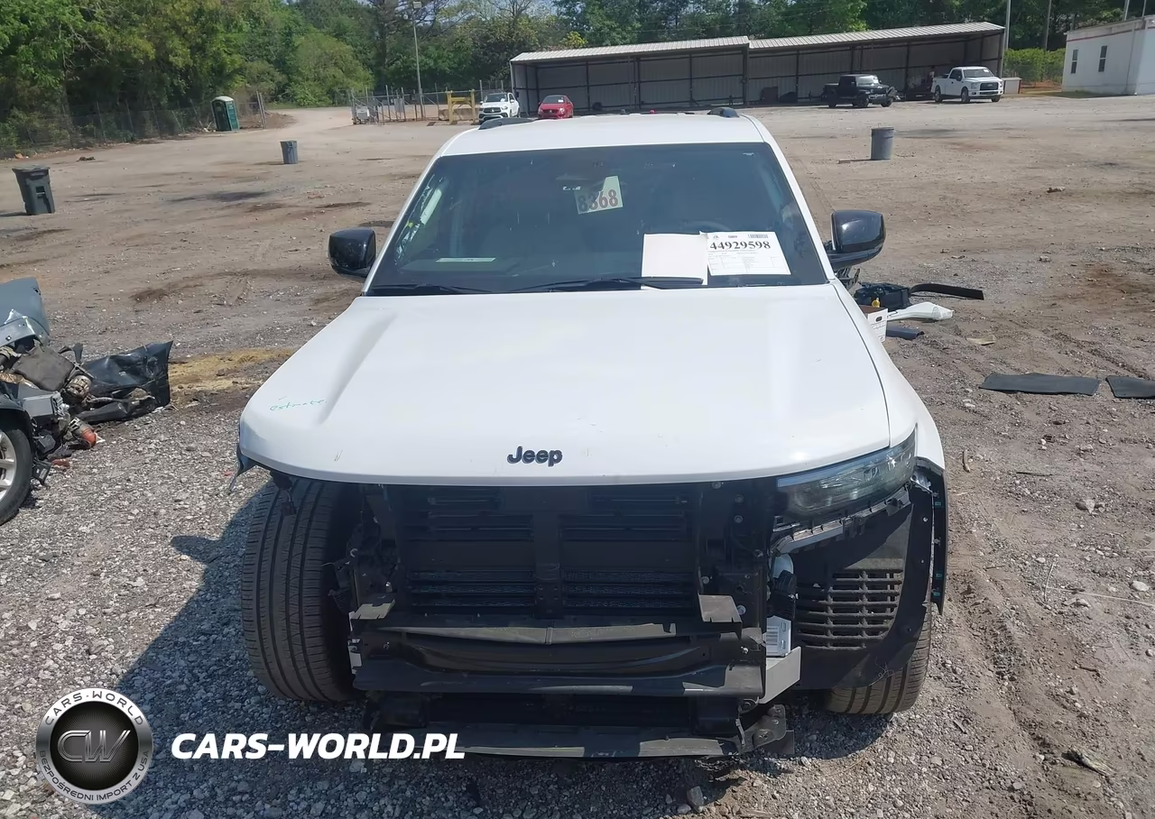 2025 Jeep Grand Cherokee Limited 4X2 VIN:1C4RJGBG5SC315059 - 13