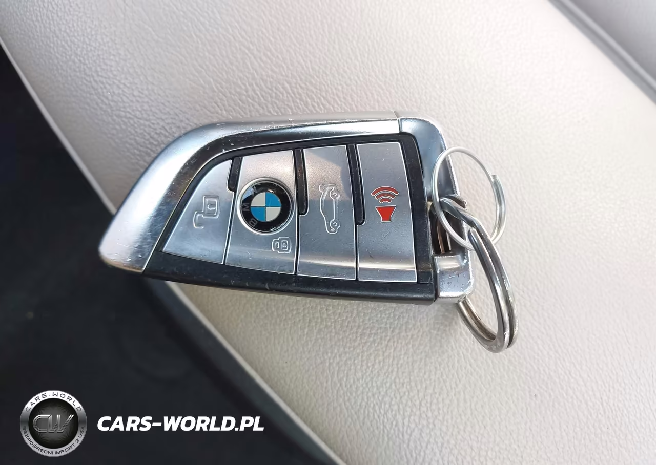 2020 BMW 330I VIN:3MW5R1J06L8B33207 - 11