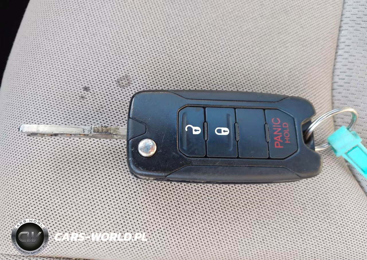 2015 Jeep Renegade Latitude VIN:ZACCJBBT0FPB64239 - 11
