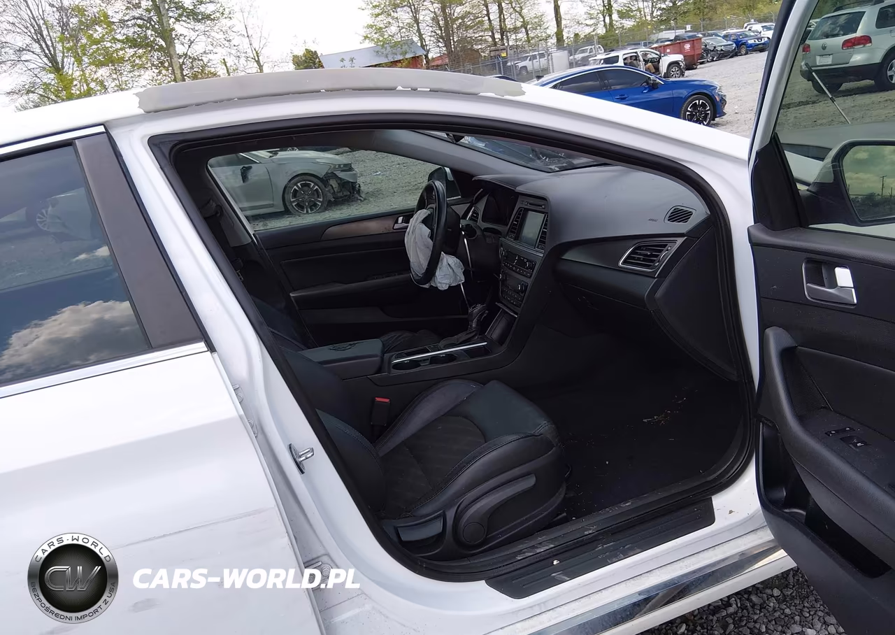 2016 Hyundai Sonata Sport VIN:5NPE34AF8GH376417 - 5