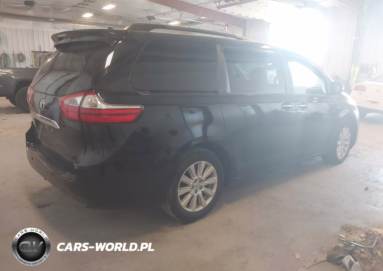 2017 Toyota Sienna Limited Premium 7 Passenger VIN:5TDDZ3DC1HS173452 - 4