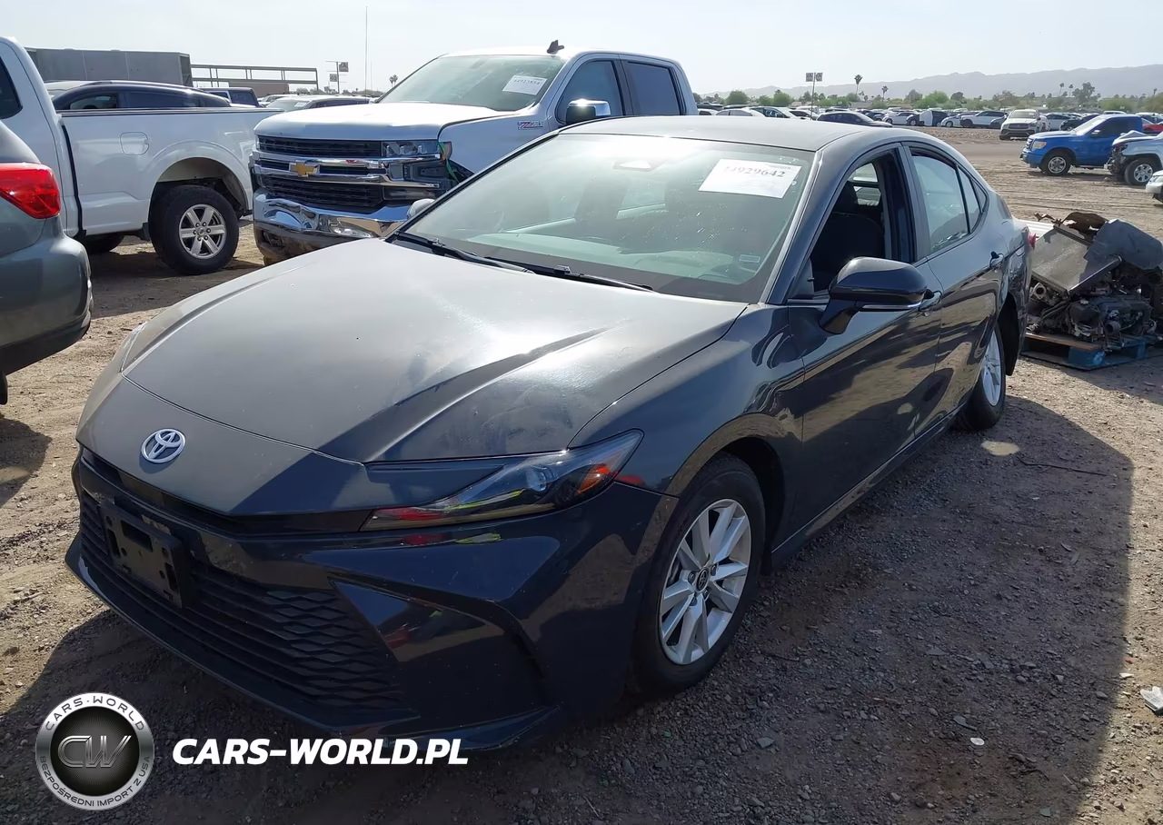 2025 Toyota Camry Le VIN:4T1DAACK7SU010887 - 2
