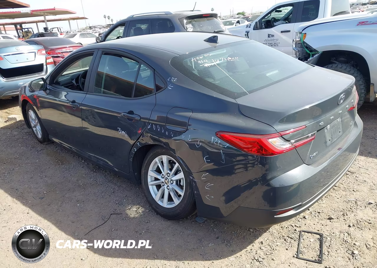 2025 Toyota Camry Le VIN:4T1DAACK7SU010887 - 3