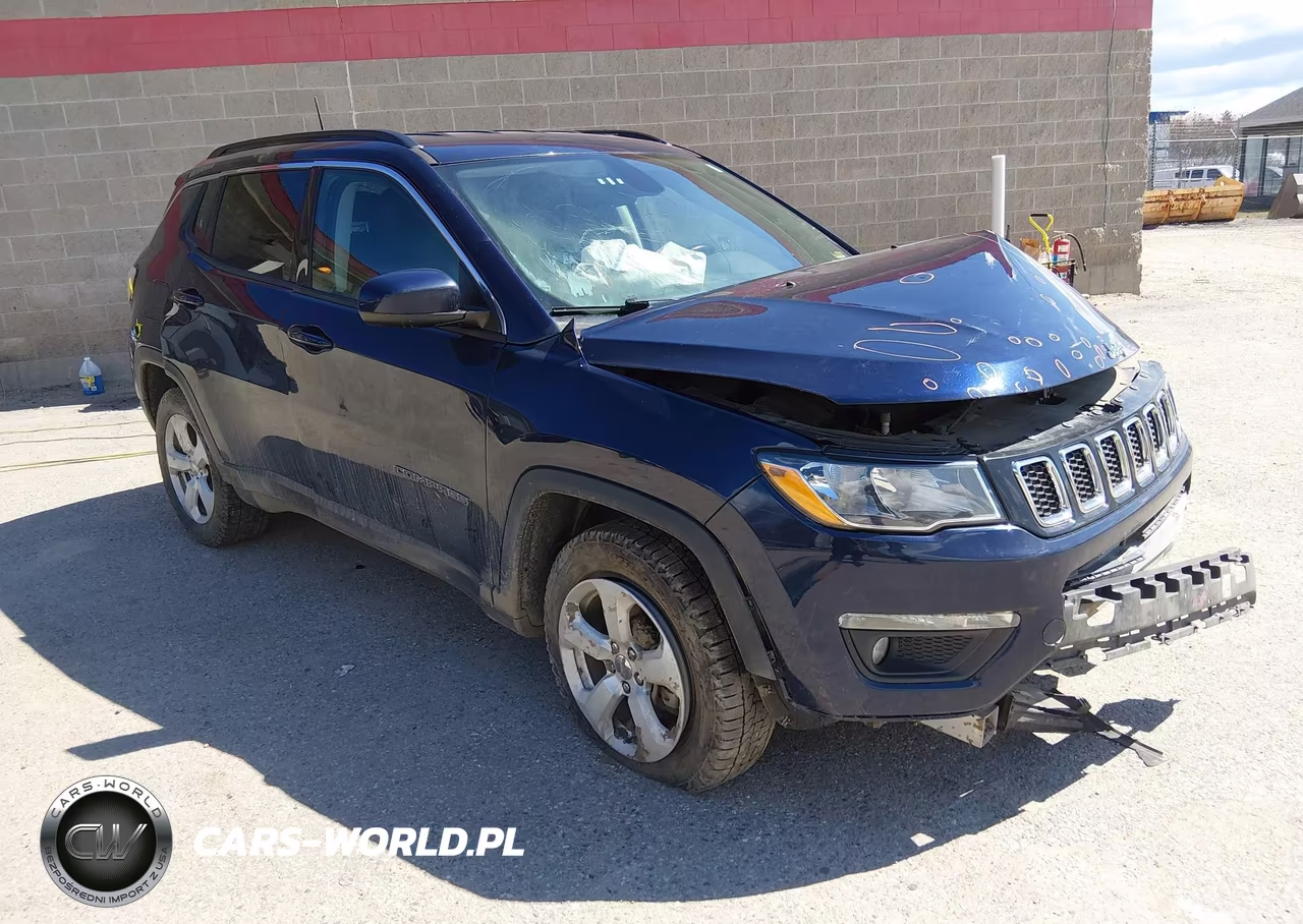 2018 Jeep Compass Latitude 4X4 – zdjęcie 1 z 17