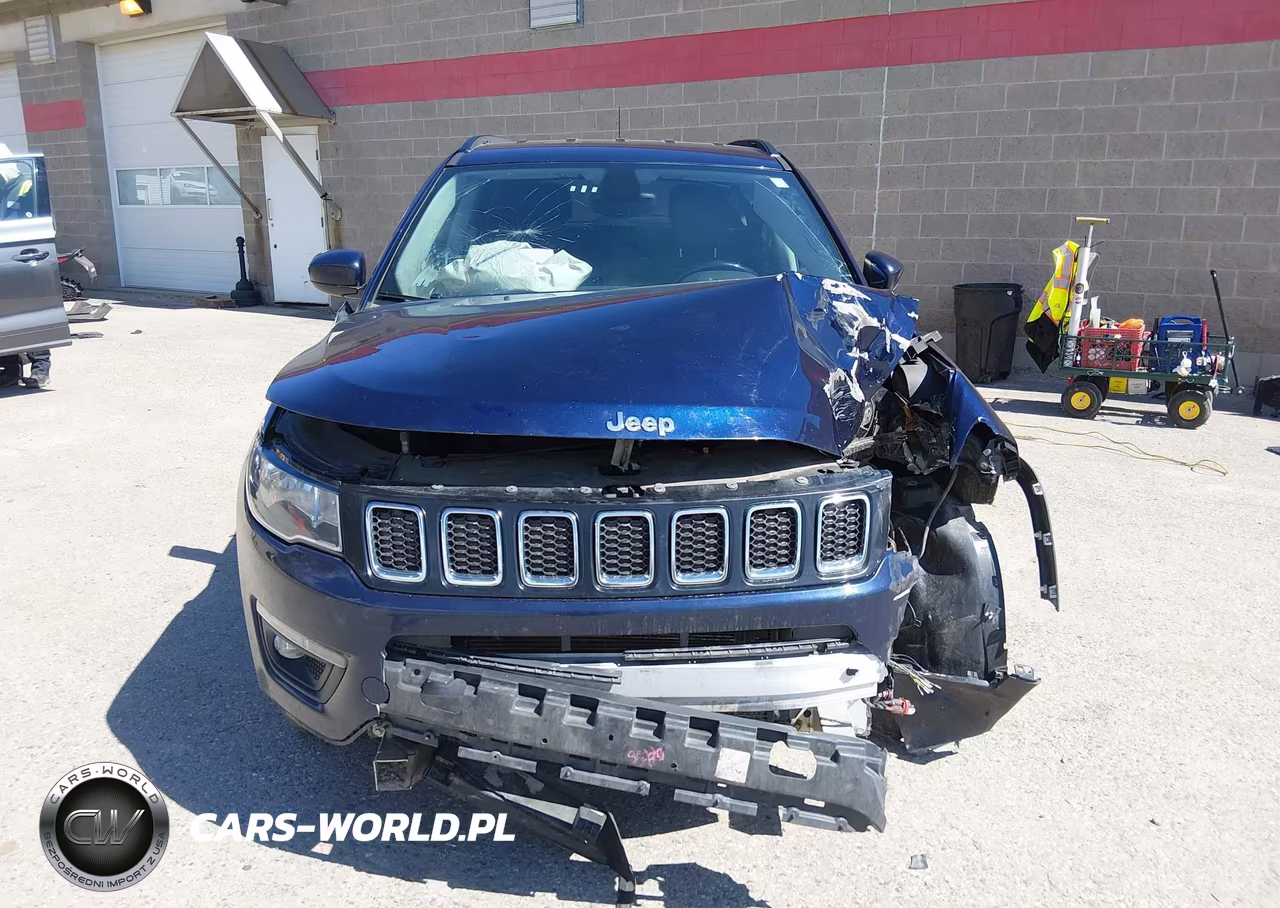 2018 Jeep Compass Latitude 4X4 VIN:3C4NJDBB4JT144776 - 13