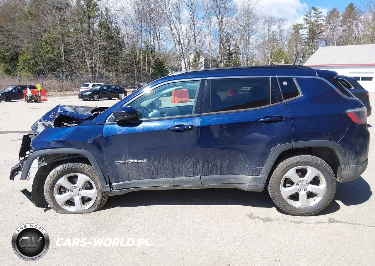 2018 Jeep Compass Latitude 4X4 VIN:3C4NJDBB4JT144776 - 15