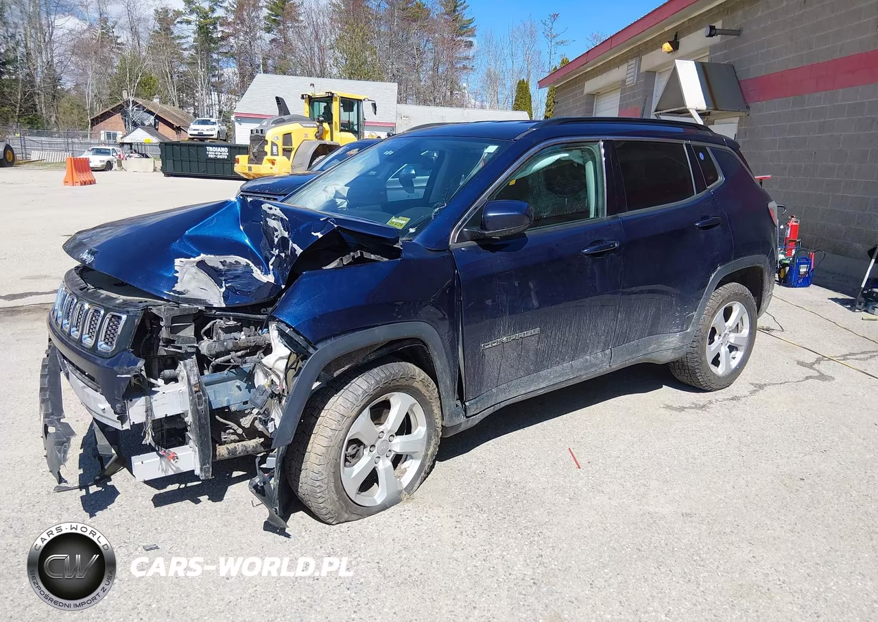 2018 Jeep Compass Latitude 4X4 VIN:3C4NJDBB4JT144776 - 2