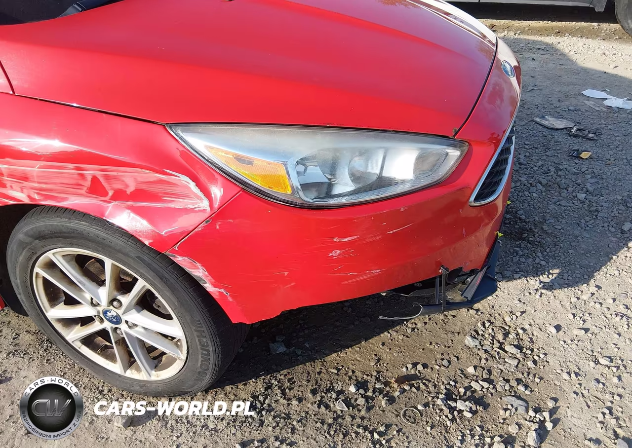 2017 Ford Focus Se VIN:1FADP3K23HL225915 - 17