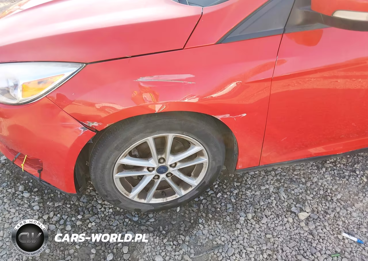 2017 Ford Focus Se VIN:1FADP3K23HL225915 - 19