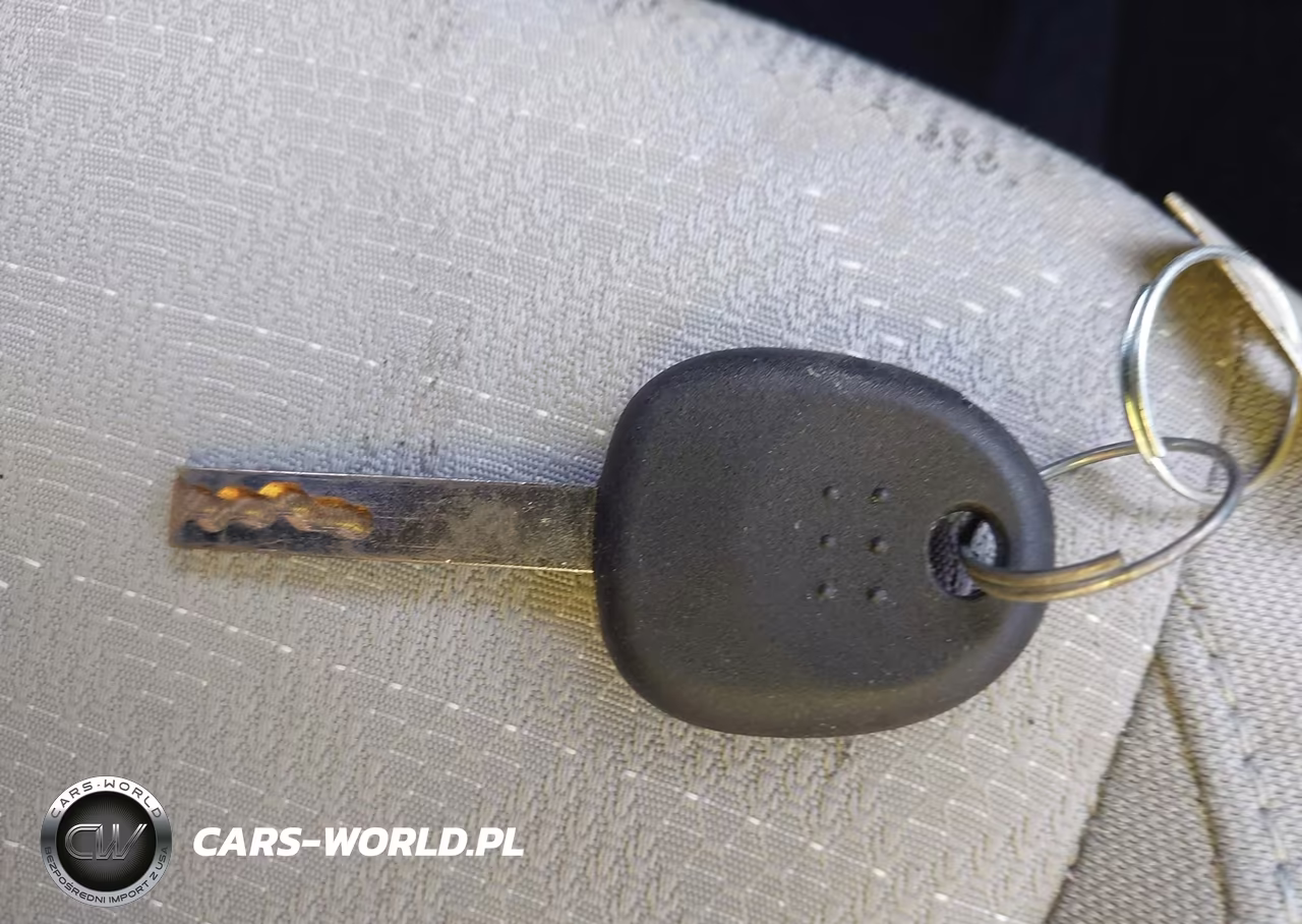 2020 Kia Rio S VIN:3KPA24AD1LE328742 - 11