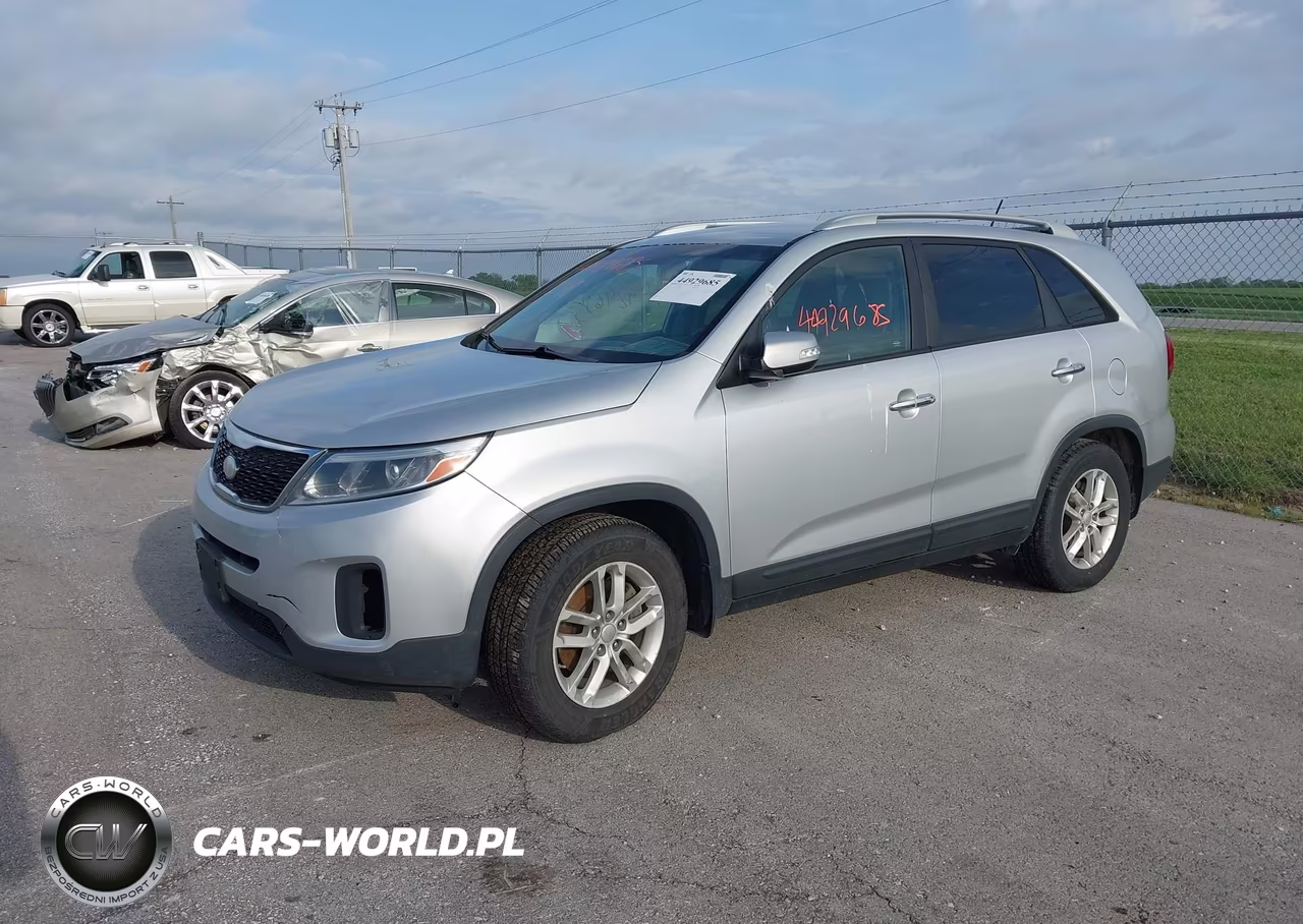 2015 Kia Sorento Lx VIN:5XYKT3A65FG587609 - 2