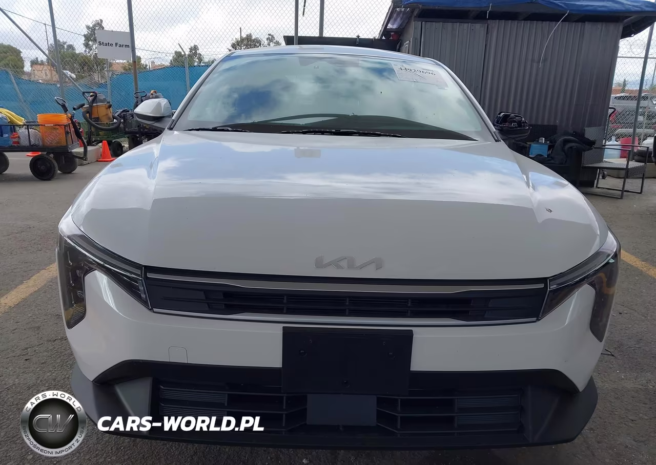 2025 Kia K4 Lxs VIN:3KPFT4DE2SE193468 - 13