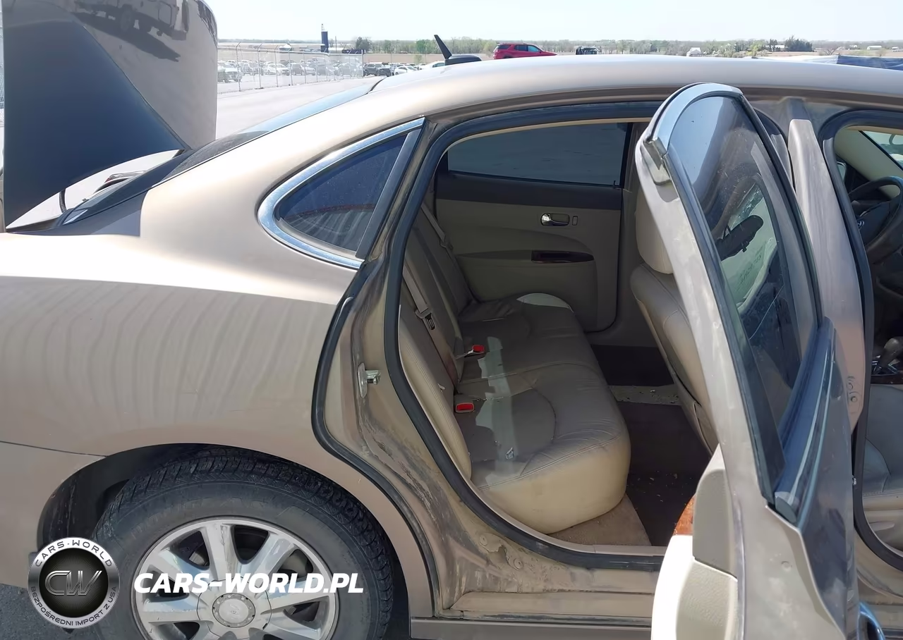 BUICK LACROSSE VIN:2G4WD582161233427 - 8