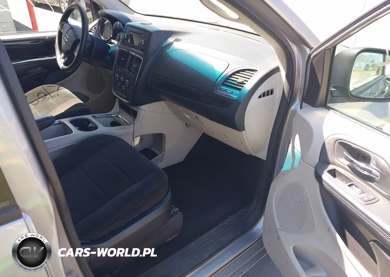 2013 Dodge Grand Caravan Sxt VIN:2C4RDGCG3DR627008 - 5