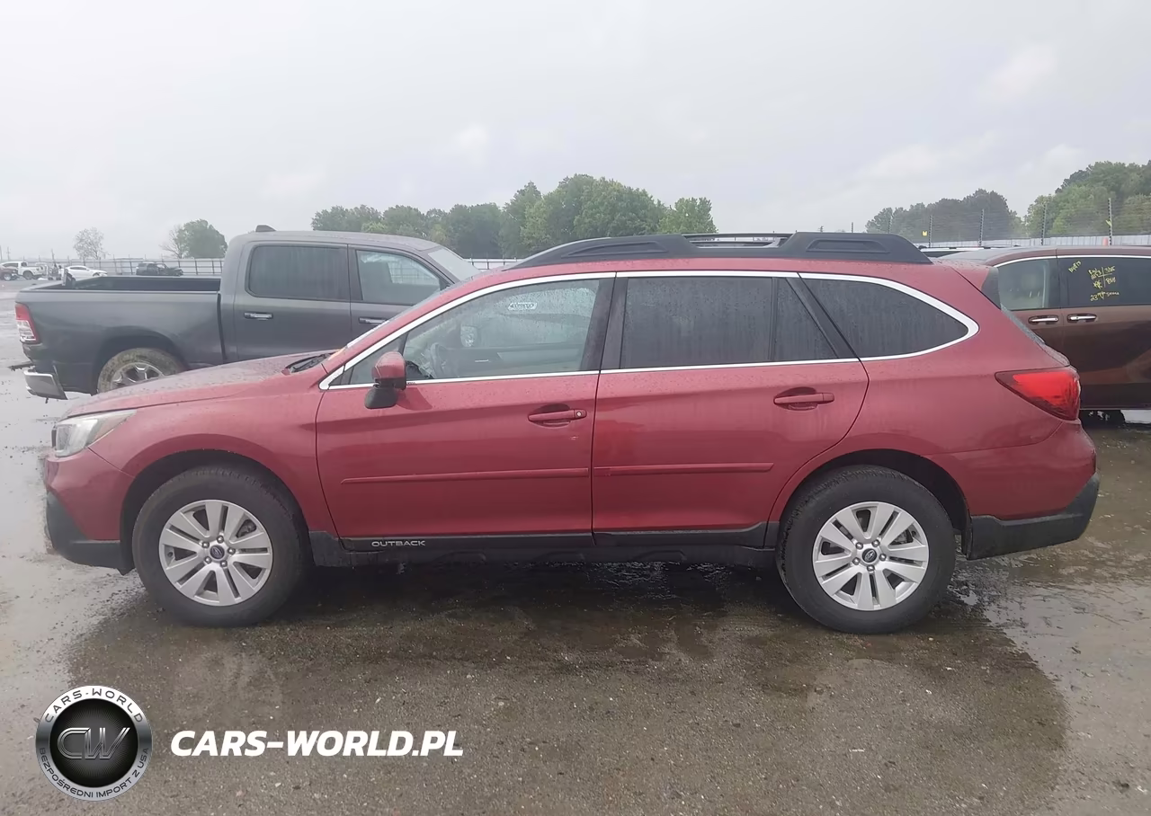 2018 Subaru Outback 2.5I Premium VIN:4S4BSACC5J3356423 - 14