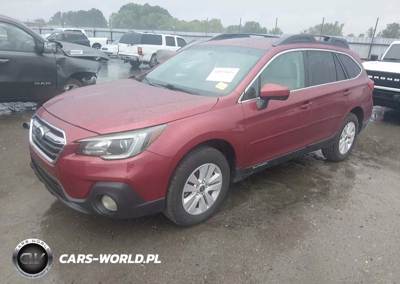 2018 Subaru Outback 2.5I Premium VIN:4S4BSACC5J3356423 - 2