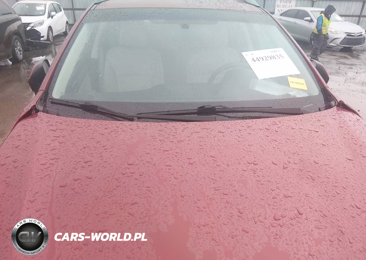 2018 Subaru Outback 2.5I Premium VIN:4S4BSACC5J3356423 - 6