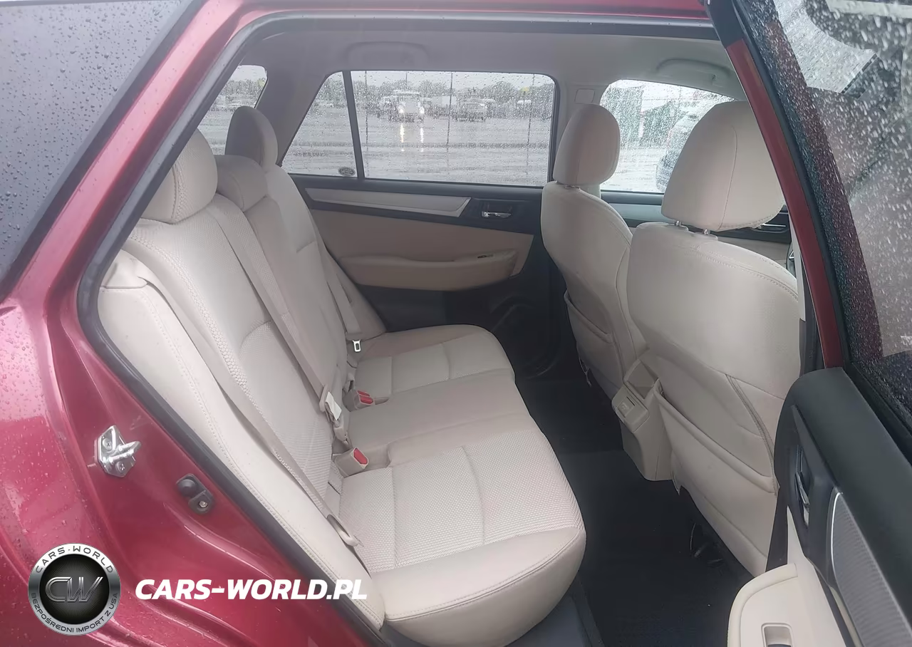 2018 Subaru Outback 2.5I Premium VIN:4S4BSACC5J3356423 - 8
