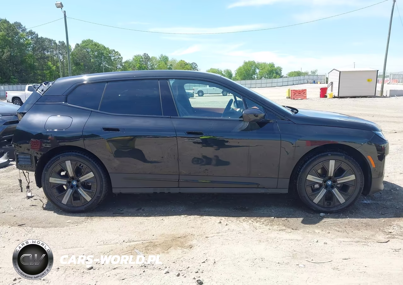 2024 BMW Ix xDrive50 VIN:WB523CF03RCP30422 - 14