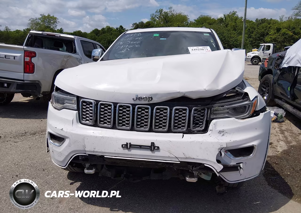 2018 Jeep Grand Cherokee Overland 4X2 VIN:1C4RJECG8JC149606 - 13
