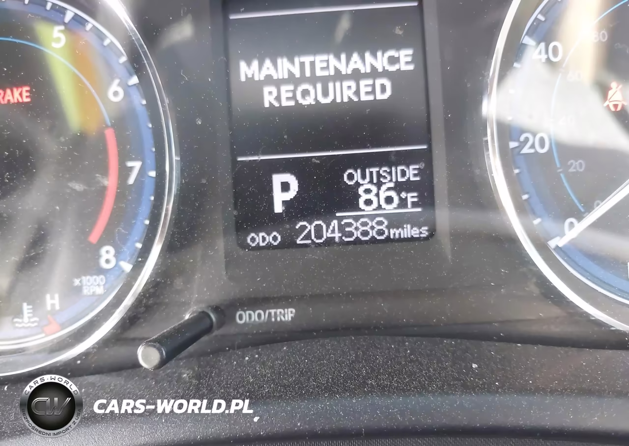 2017 Toyota Corolla Le VIN:5YFBURHE1HP600397 - 15