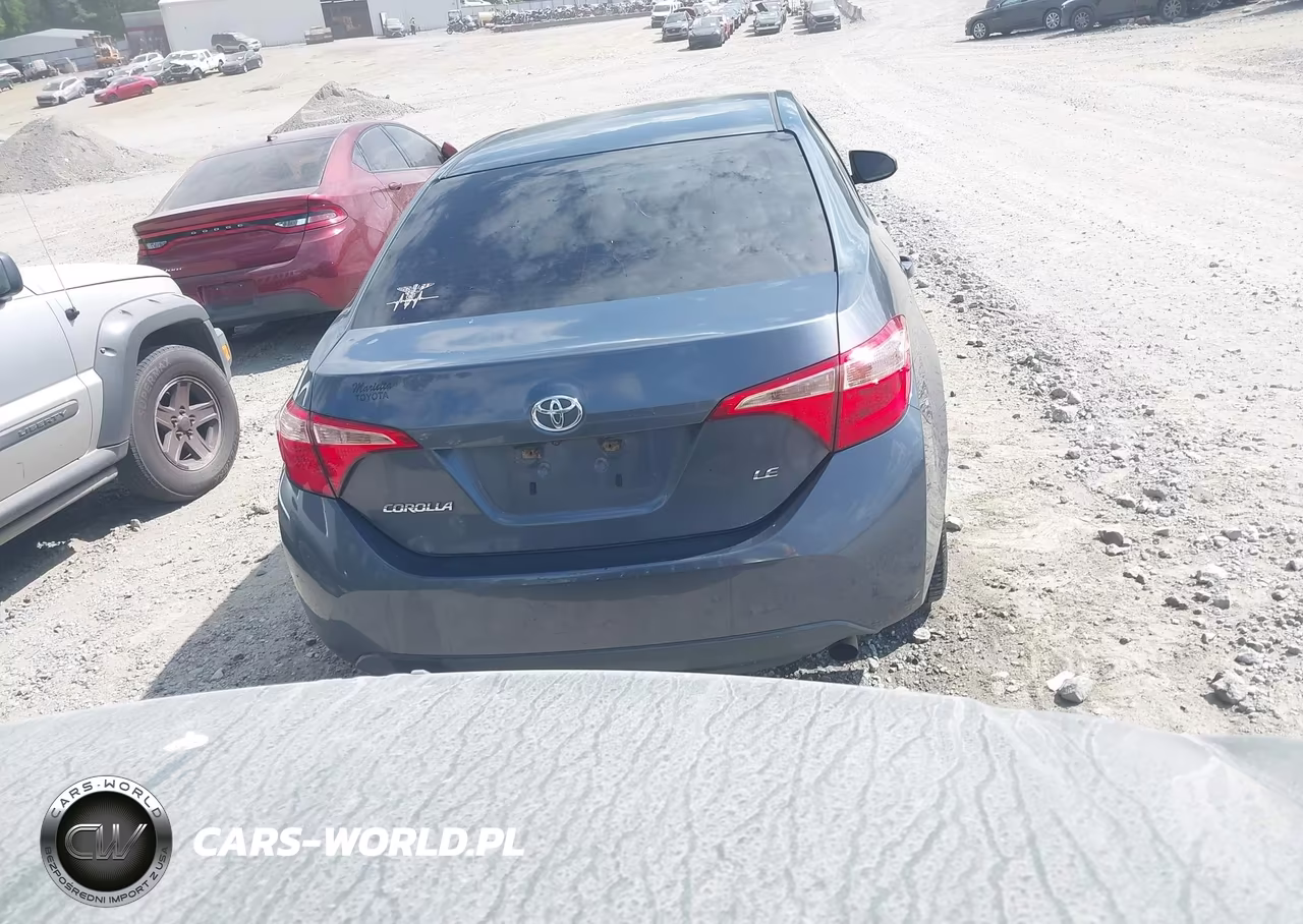 2017 Toyota Corolla Le VIN:5YFBURHE1HP600397 - 16