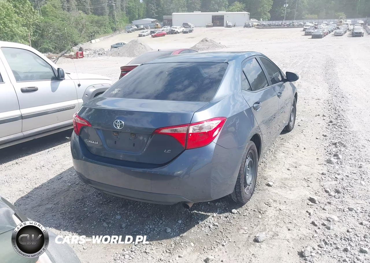 2017 Toyota Corolla Le VIN:5YFBURHE1HP600397 - 4