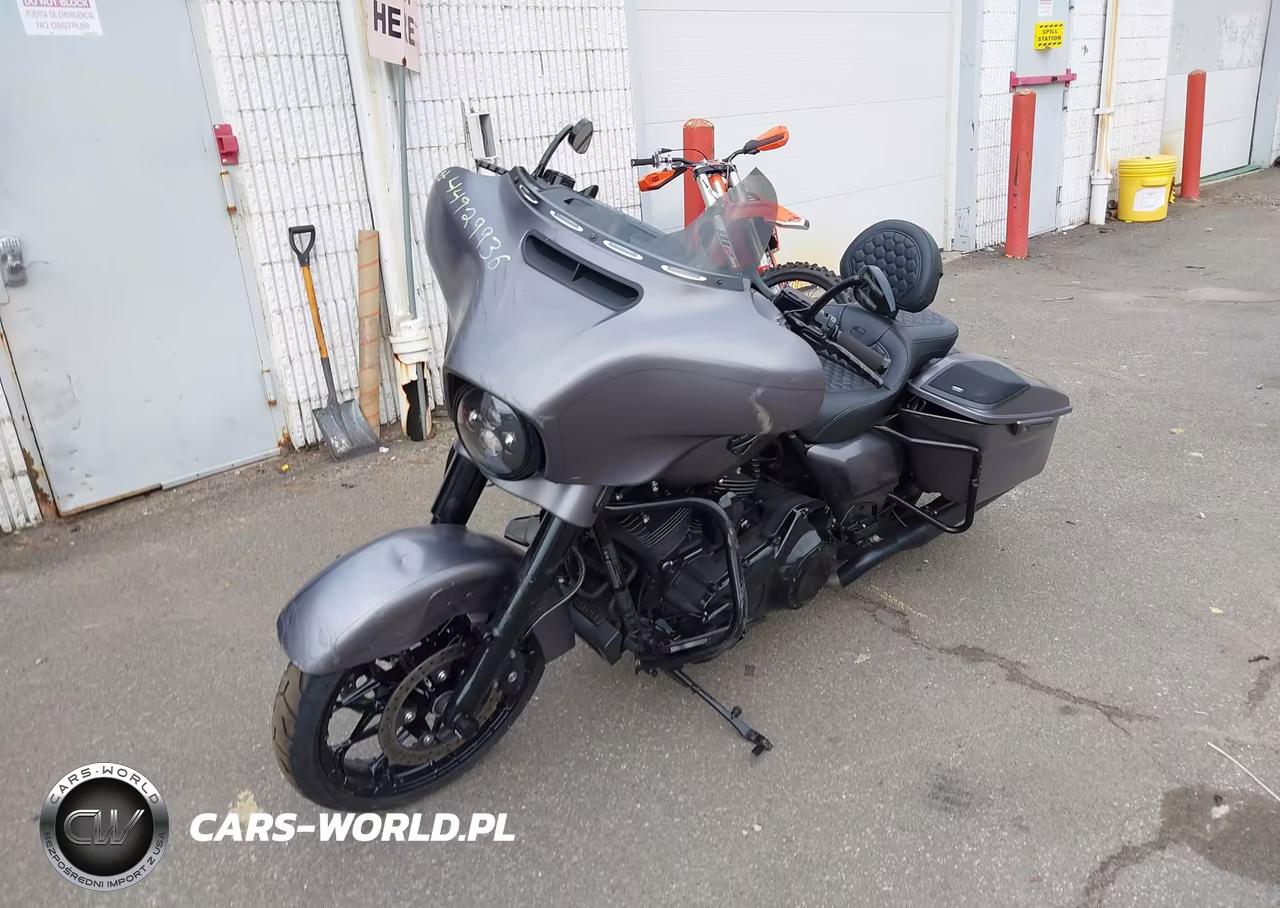 2016 Harley-Davidson Flhxs Street Glide Special VIN:1HD1KRM16GB617728 - 2