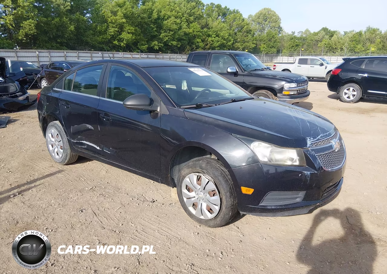 2012 Chevrolet Cruze Ls – zdjęcie 1 z 16