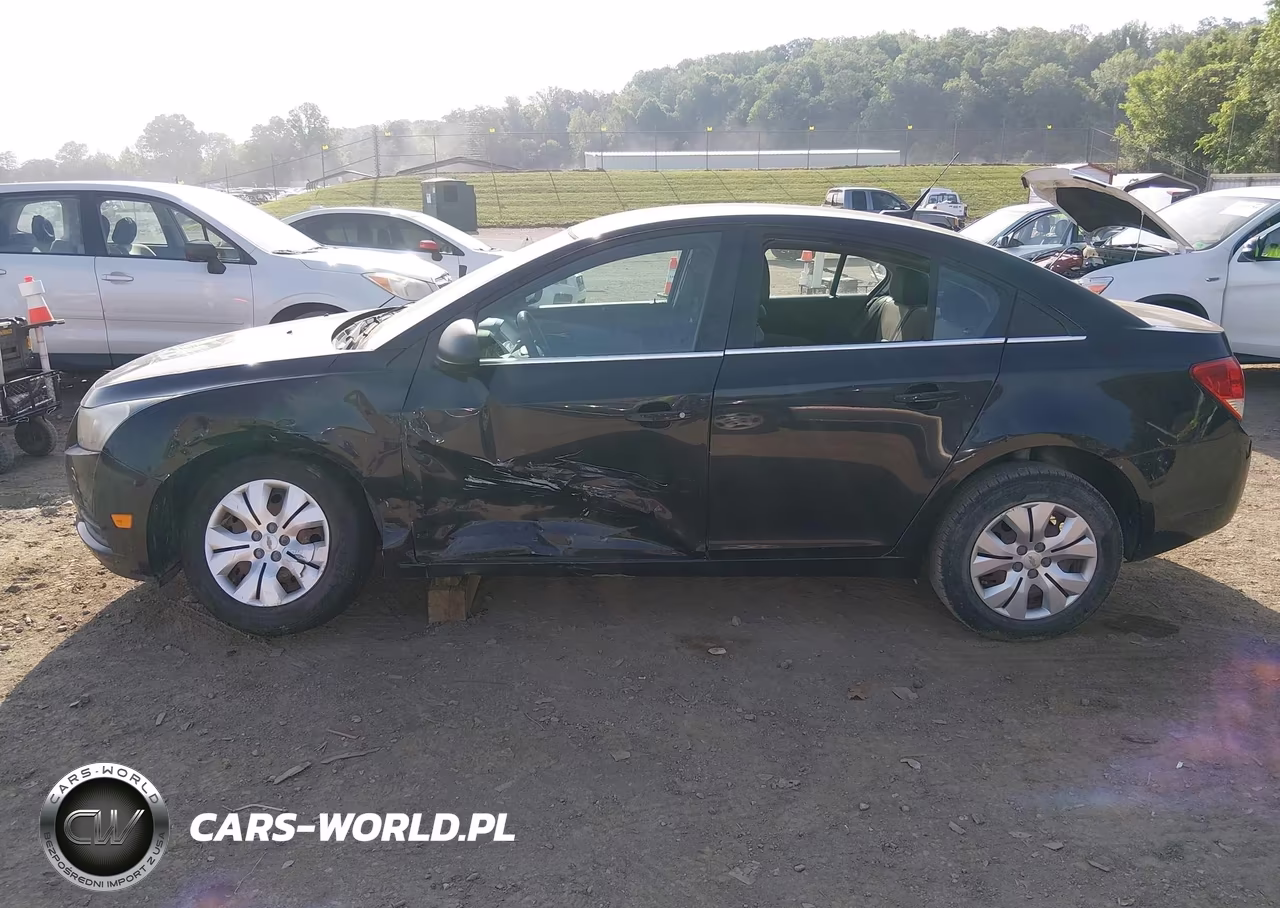 2012 Chevrolet Cruze Ls VIN:1G1PD5SH9C7136666 - 14